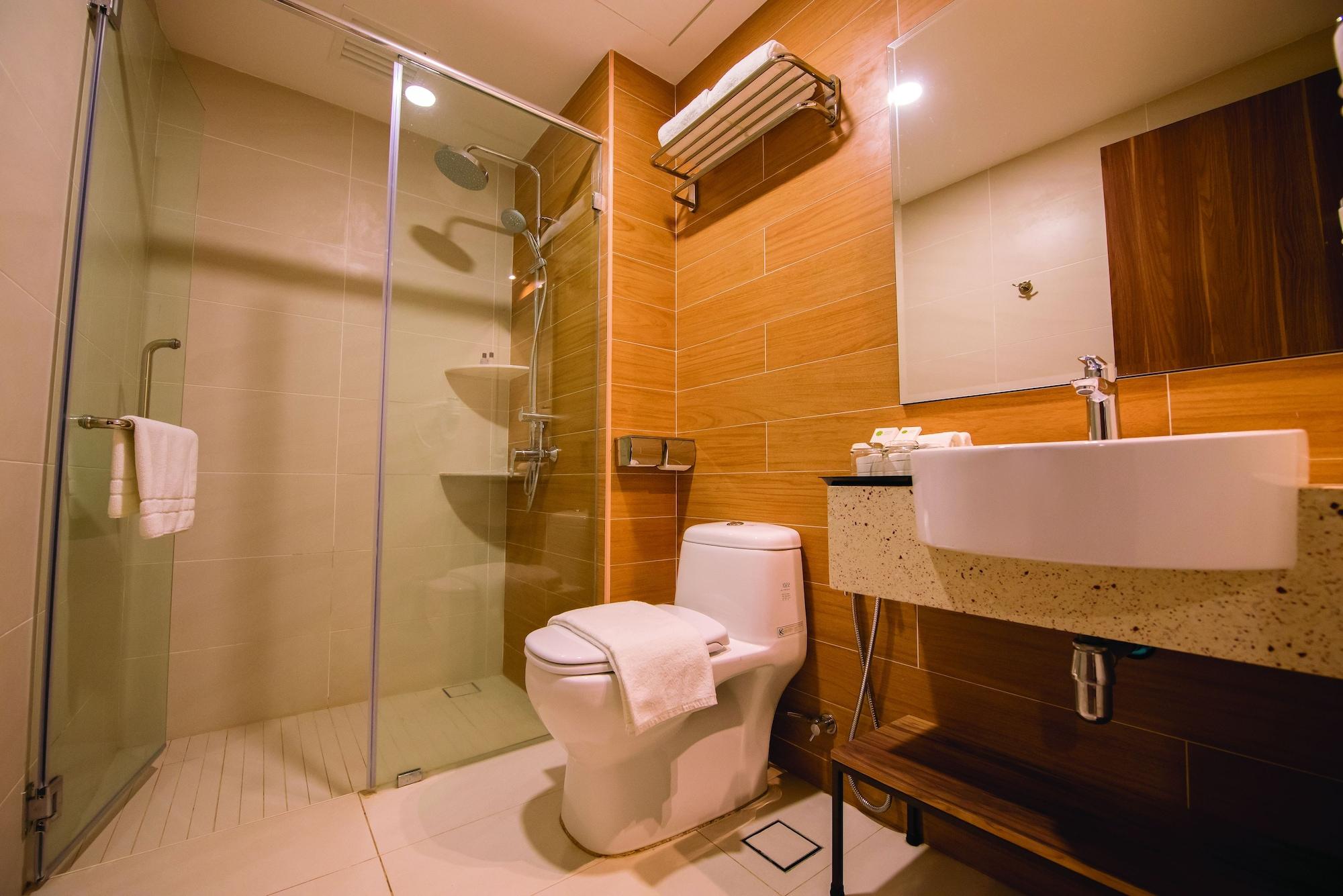 Grand Orient Hotel Perai, Penang Exterior photo